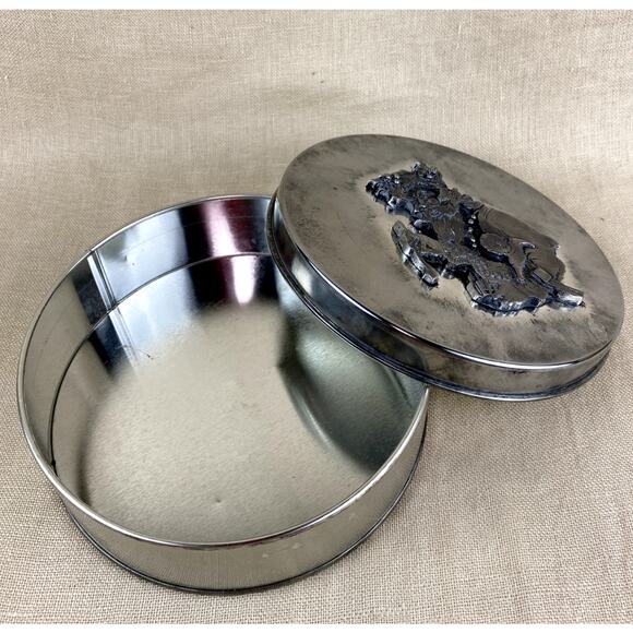 Vintage Metzke Santa Tin Pewter Old Saint Nick Christmas Can 6" - Picture 6 of 7